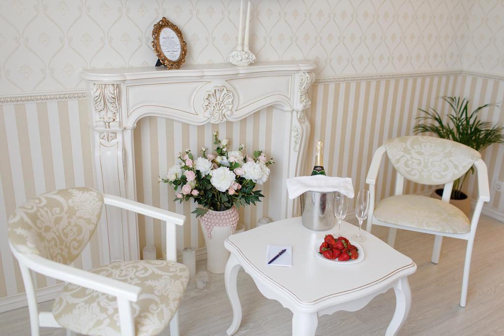 Royal Suite Apartment With Jacuzzi Sumy Exterior foto