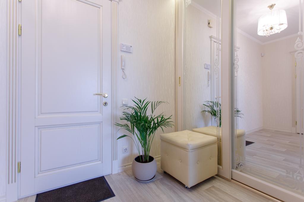 Royal Suite Apartment With Jacuzzi Sumy Exterior foto